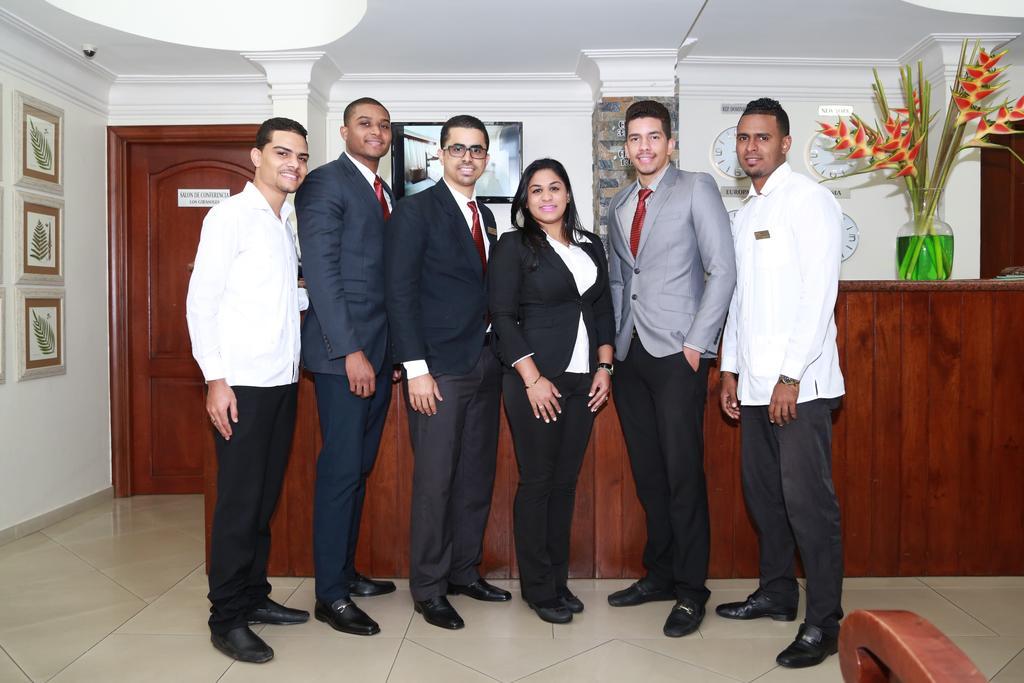 Hotel Los Jardines Santiago De Los Caballeros Zewnętrze zdjęcie