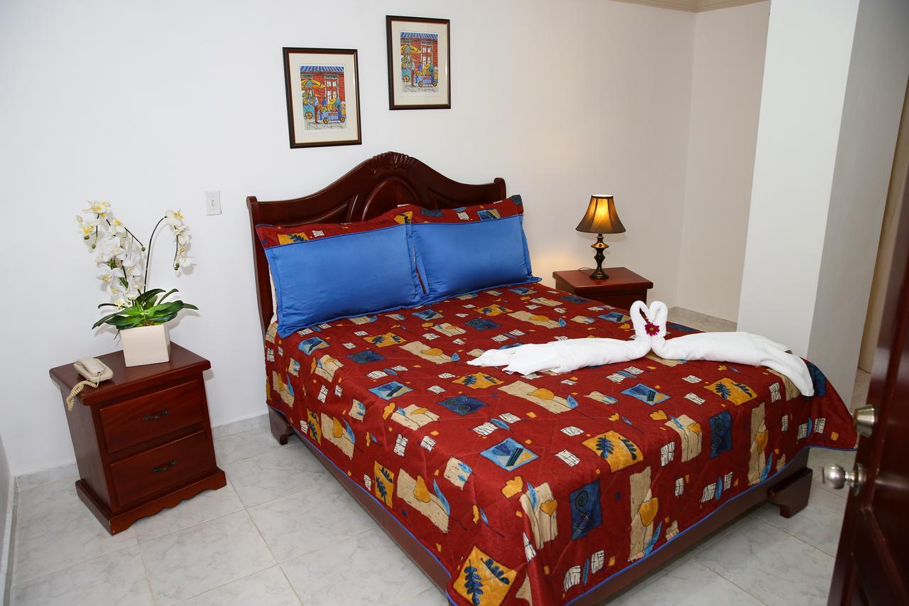 Hotel Los Jardines Santiago De Los Caballeros Zewnętrze zdjęcie