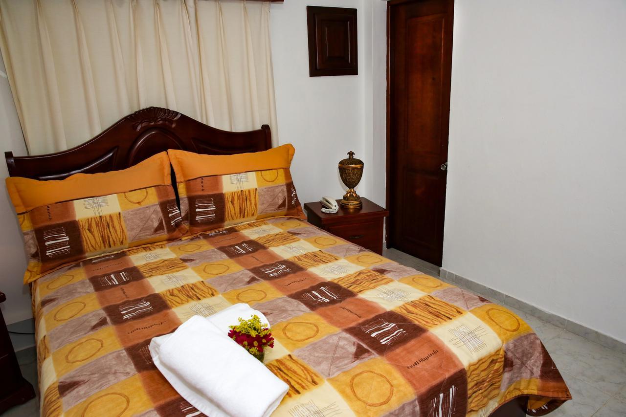 Hotel Los Jardines Santiago De Los Caballeros Zewnętrze zdjęcie